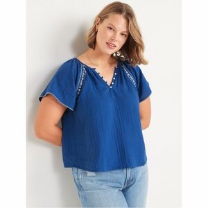 Old Navy Flutter-Sleeve Embroidered Swing Blouse Medium NWT